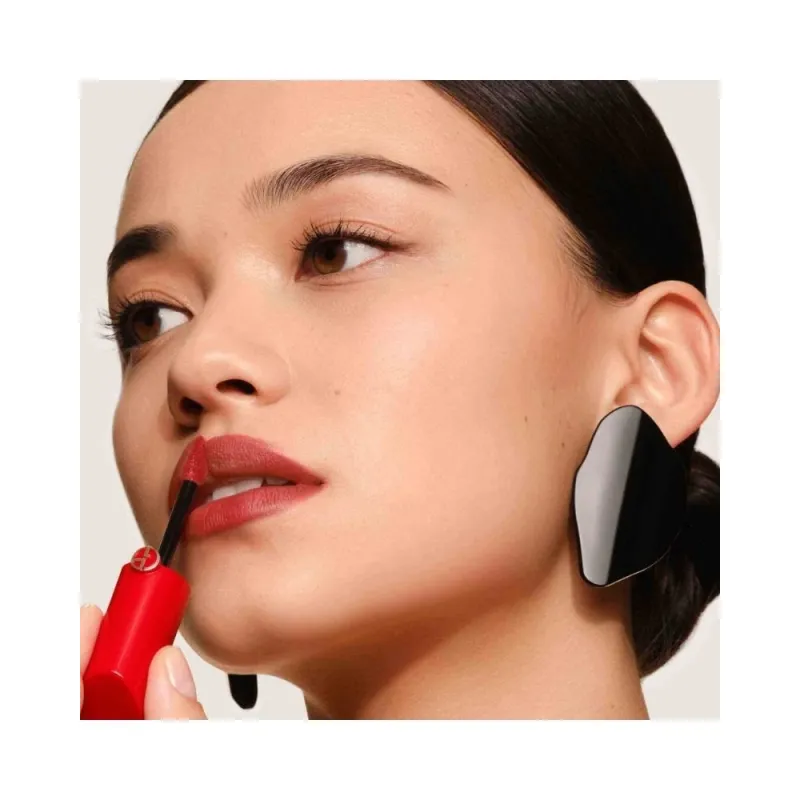 Giorgio Armani Lip Maestro Magnet 560 - Pink Liquid Lipstick