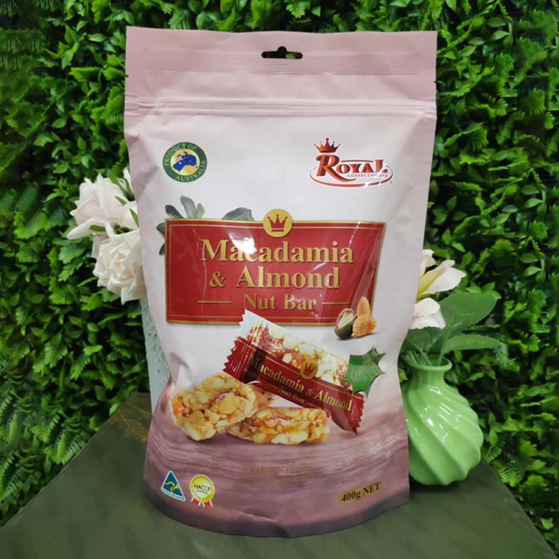 Royal Confectionery-Macadamia & Almond Nut Bar 400g