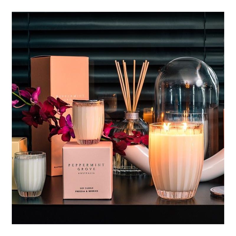 Peppermint Grove-Freesia & Berries Soy Candle 700g