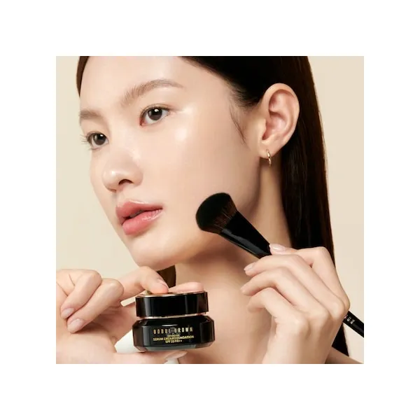 Bobbi Brown Soft Focus Foundation Brush